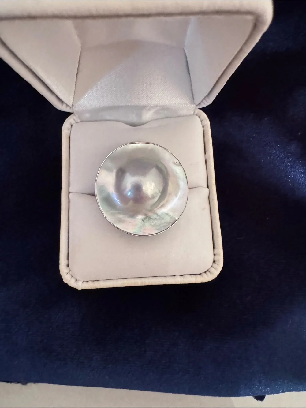 Mabe Pearl Dome Ring - WOW Iridescent